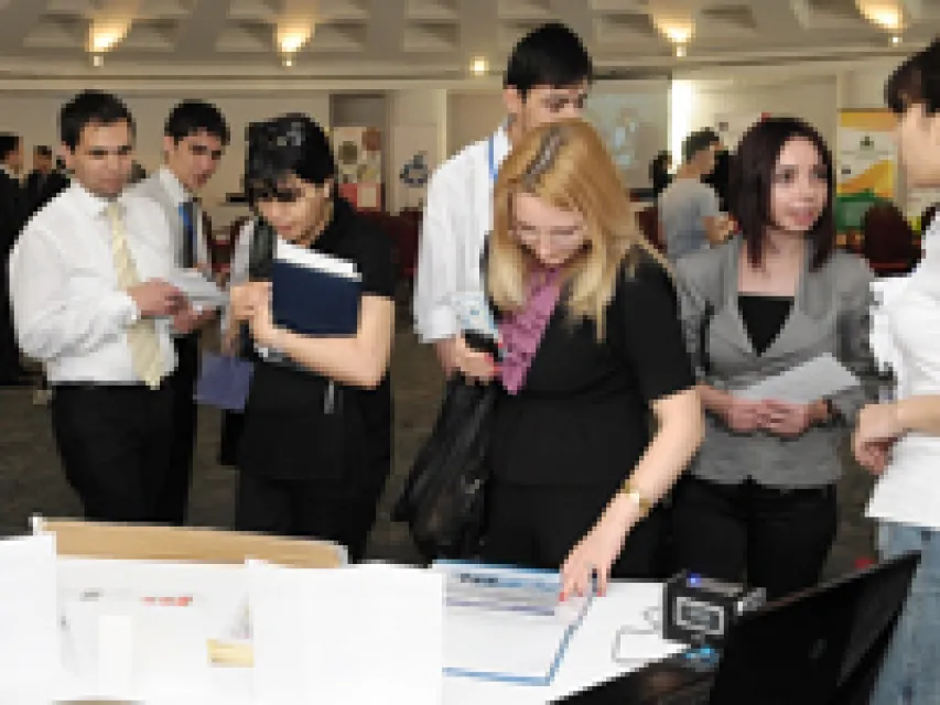 ABŞ-ın Ticarət Palatasının Azərbaycandakı Nümayəndəliyi və Junior Achievement Azərbaycan təşkilatı “Məktəblinin Biznes Günü” tədbiri keçirdilər