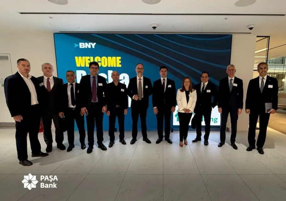 PAŞA Bank-ın rəhbər heyəti Londonda keçirilən Strateji Liderlik Sammitində iştirak edib